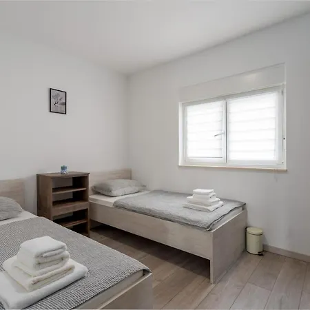 Ruby Apartmán *